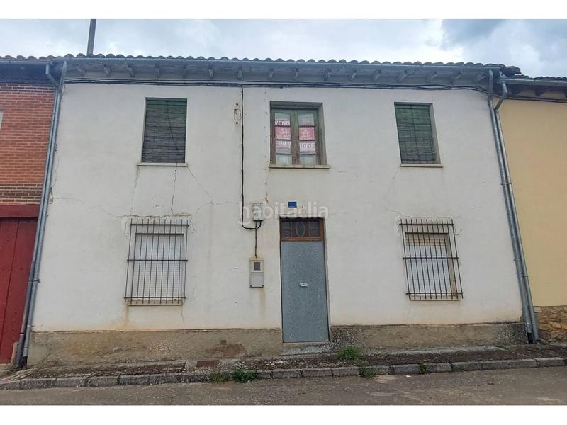 Foto c10426ea-8e08-49be-8285-d7afa1fef975. Casa a Santa Colomba de Curueño