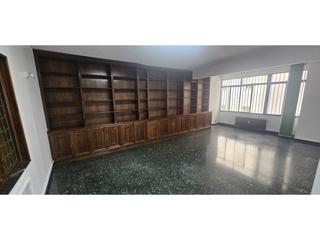 Miete Büro in Centro Ciudad. Gran via de san marcos, a dos pasos de la inmaculada