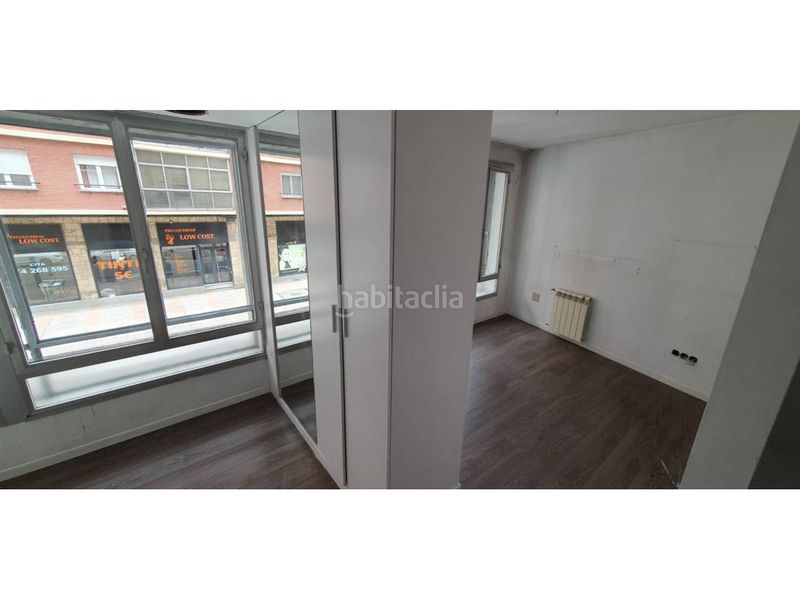 Foto 077c8a7f-faa2-4666-ae42-7dc585cdb613. Miete büro in Centro Ciudad León