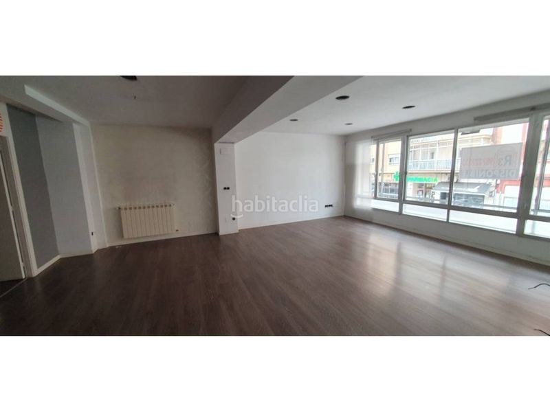 Foto f58ba308-1cec-4240-b800-a8ac48c379b8. Miete büro in Centro Ciudad León