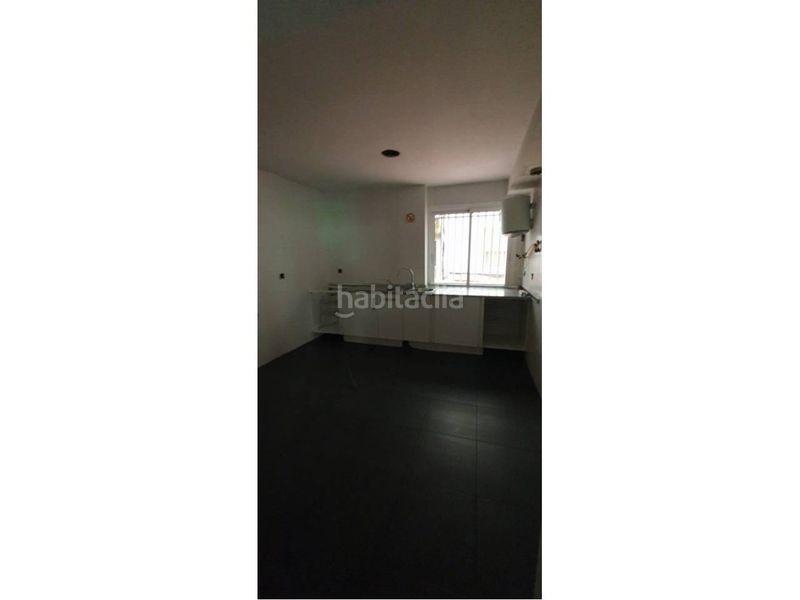 Foto fe221bb6-bbf8-4355-93ce-856dd266f033. Miete büro in Centro Ciudad León