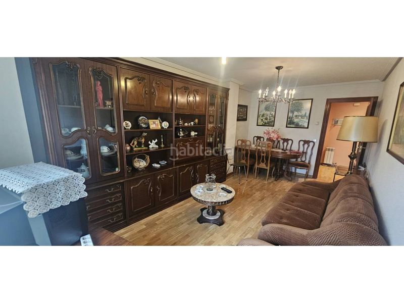 Foto 96a996ac-cbbb-4215-9bec-fba69b48e168. Apartament amb calefacció aparcament a Las Eras de Renueva León
