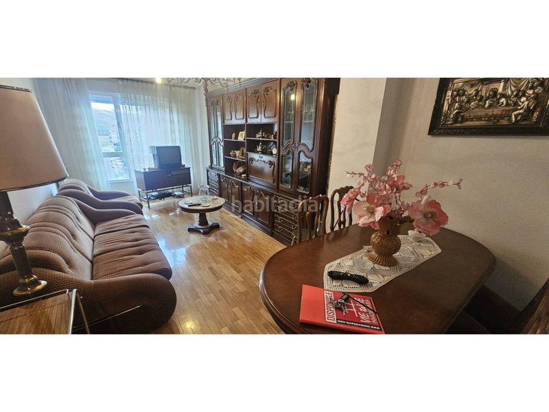 Foto ef8c46f8-4f4a-45c9-8401-b659a612a9d4. Apartament amb calefacció aparcament a Las Eras de Renueva León