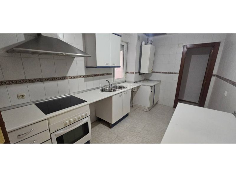 Foto 87e4a73c-78b0-4e11-a272-75e5d7b12364. Rent flat with heating in Centro Ciudad León