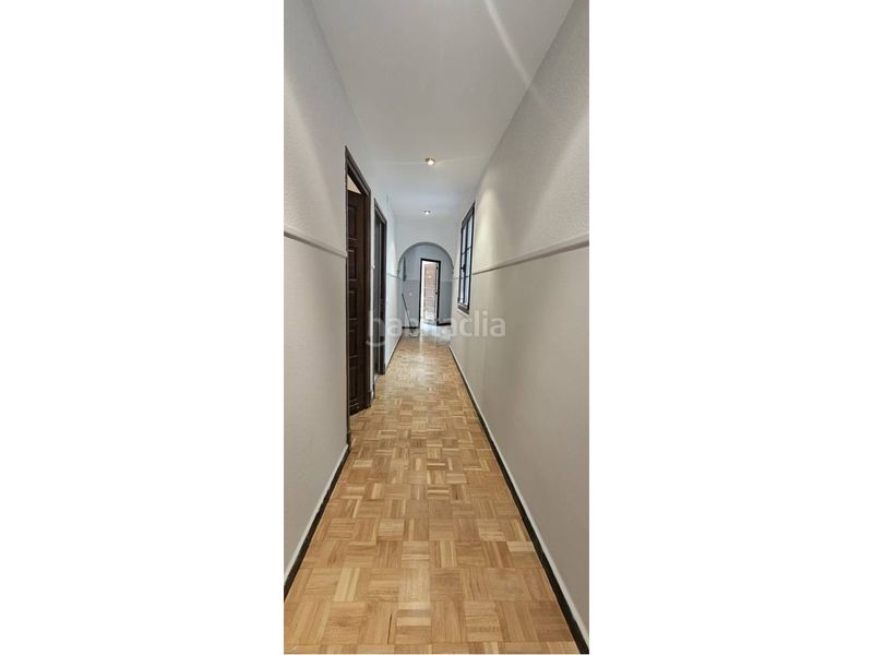 Foto dda1a1c6-1076-4c84-9f01-c9ad74ff0c7d. Location appartement avec chauffage parking dans Centro Ciudad León