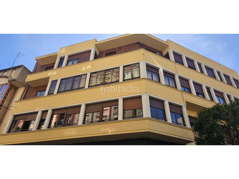 Foto 502f2178-7555-48f8-8a01-9bea2c4d2441. Rent flat with heating parking in Centro Ciudad León