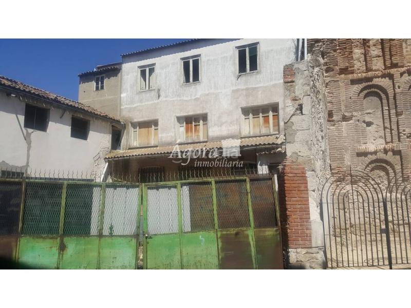 Foto 7bf0bb1a-4b76-4a16-bc9f-823a03566166. Edificio  en venta plaza mayor iscar en Íscar