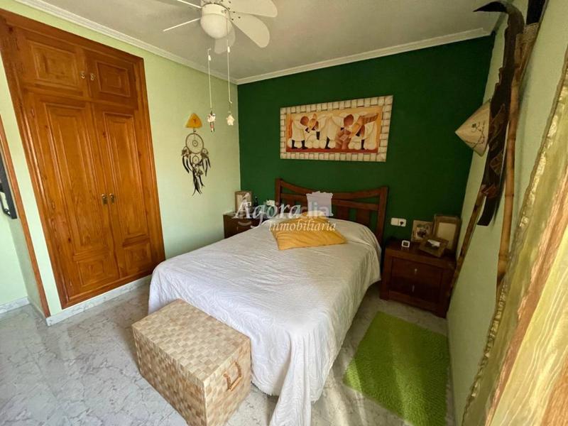 Foto de3c2335-db44-4a4e-9999-9b4054e30ad8. Maison jumelée avec chauffage parking dans Aldeamayor de San Martín