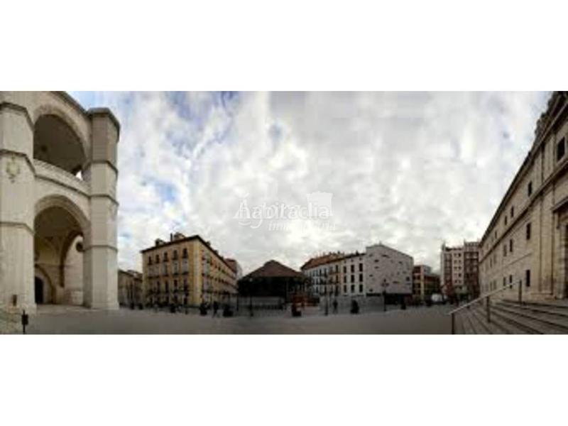 Foto 5a26381f-562b-4a5a-b774-42b31c50f456. Local comercial a Centro Valladolid