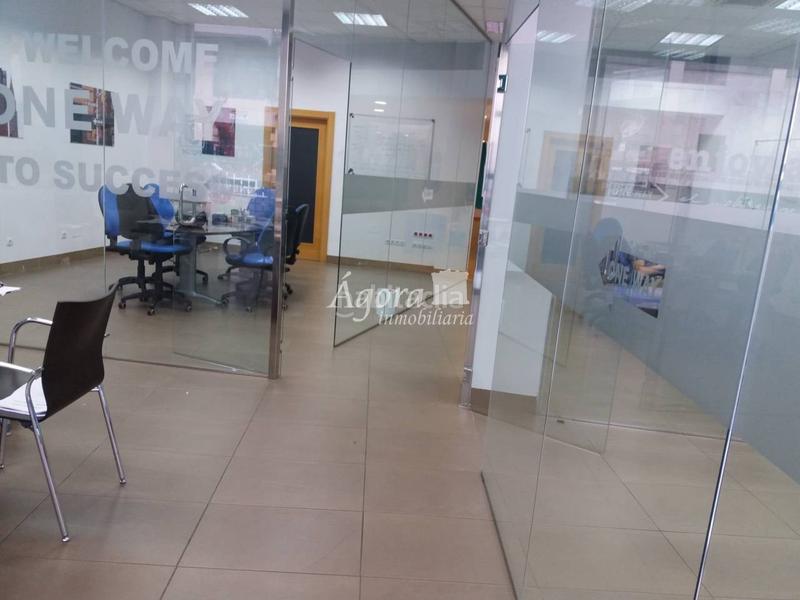 Foto 95039188-95d2-44e5-84d9-c1639fe9a41b. Local comercial a San Martín Valladolid