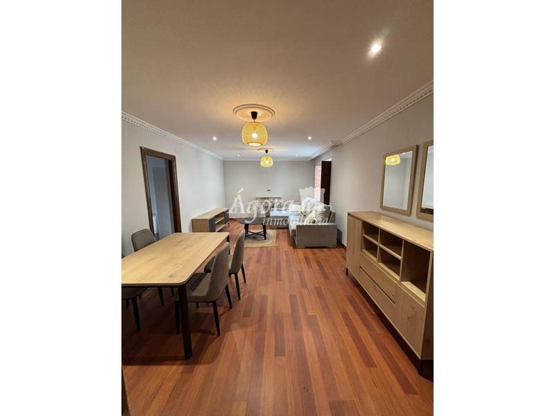 Foto e87db15c-fd2e-466e-912d-65921a43e1b2. Miete etagenwohnung mit heizung parking in San Martín Valladolid