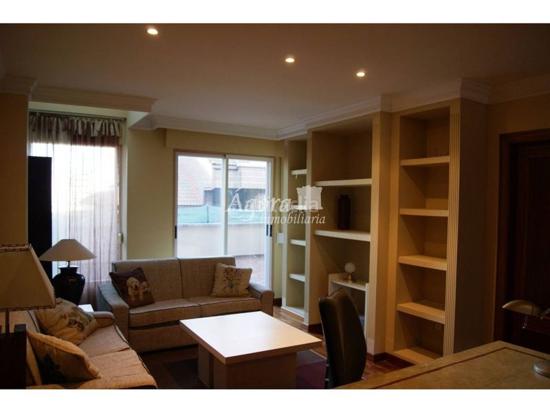 Foto 430623b7-0f75-4ac9-8b73-0df372992aeb. Dúplex amb calefacció aparcament piscina a Parquesol Valladolid