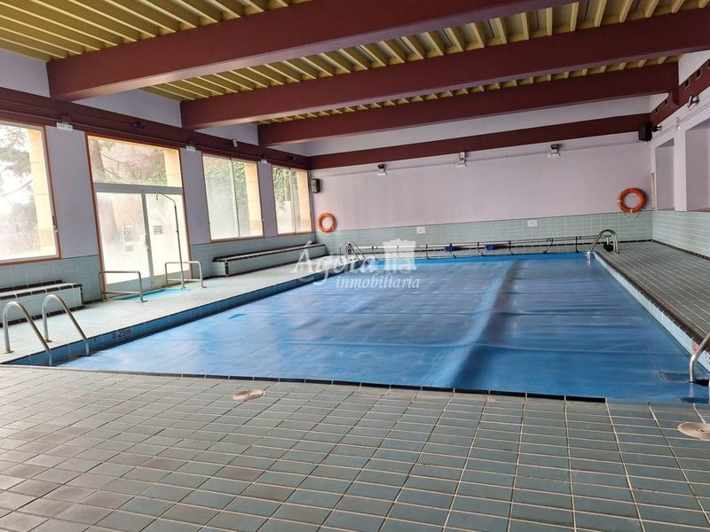 Foto 93b69e96-0903-47f8-8ddf-54ff505003ca. Dúplex amb calefacció aparcament piscina a Parquesol Valladolid