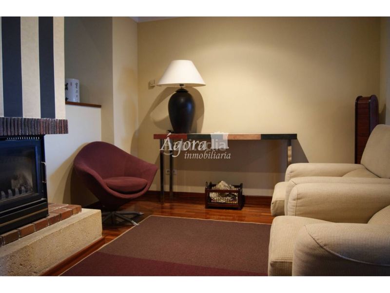 Foto d7b431f8-82ca-4fd3-907a-b89515420ed3. Dúplex amb calefacció aparcament piscina a Parquesol Valladolid