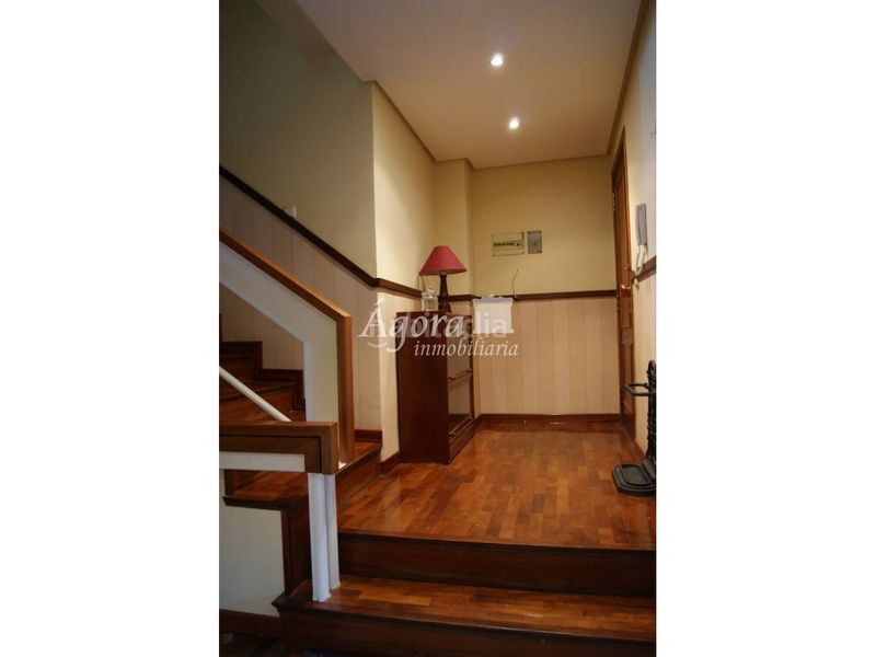 Foto f1d3129d-5f63-4e88-9f08-83b1a89adfe4. Dúplex amb calefacció aparcament piscina a Parquesol Valladolid