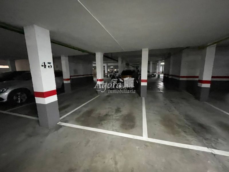 Foto f3364b15-1fcf-4651-8068-4d2231a5f745. Dúplex amb calefacció aparcament piscina a Parquesol Valladolid