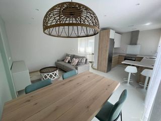 Rent Penthouse  Calle manteria. Alquiler en el centro ático con terraza de 30 metros