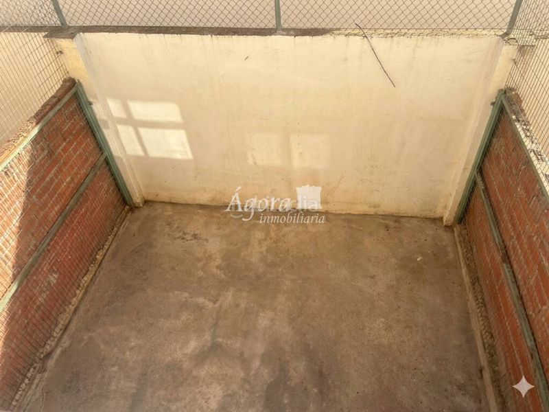 Foto b607064e-3069-4155-b820-788b11868e03. Casa adossada amb calefacció aparcament a Las Flores Valladolid