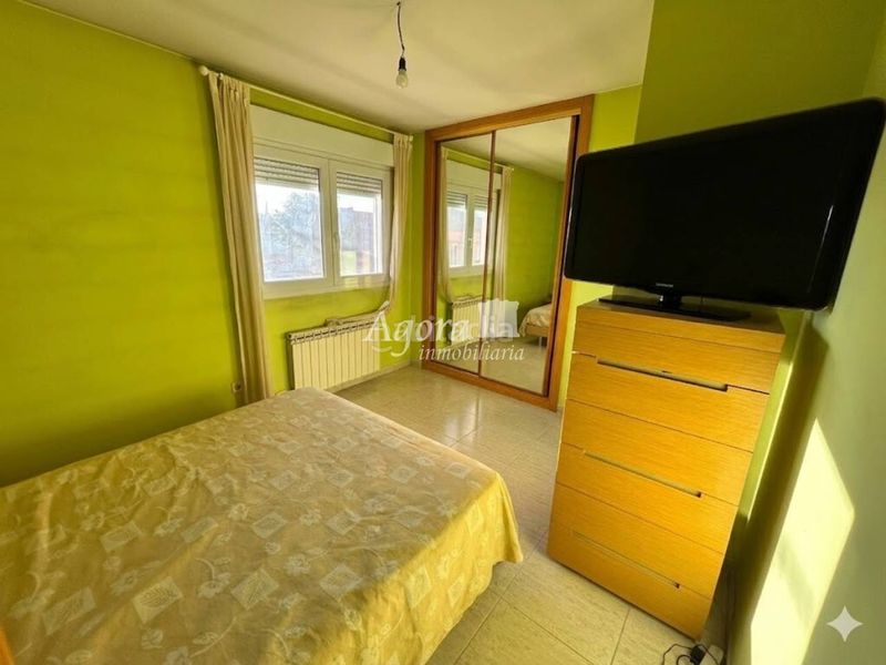Foto cf03dfe6-e8a8-4b6e-8682-08b3034418fd. Casa adossada amb calefacció aparcament a Las Flores Valladolid