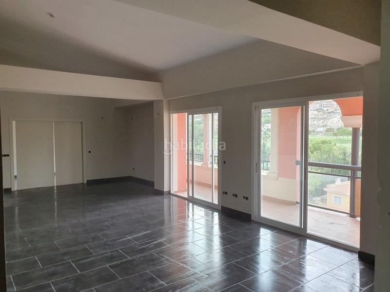 Foto cf9bf9d2-757d-4bab-a827-08db1c4ca77d. Apartamento en carrer del vespre 10 suite en hotel bonalba. en Mutxamel