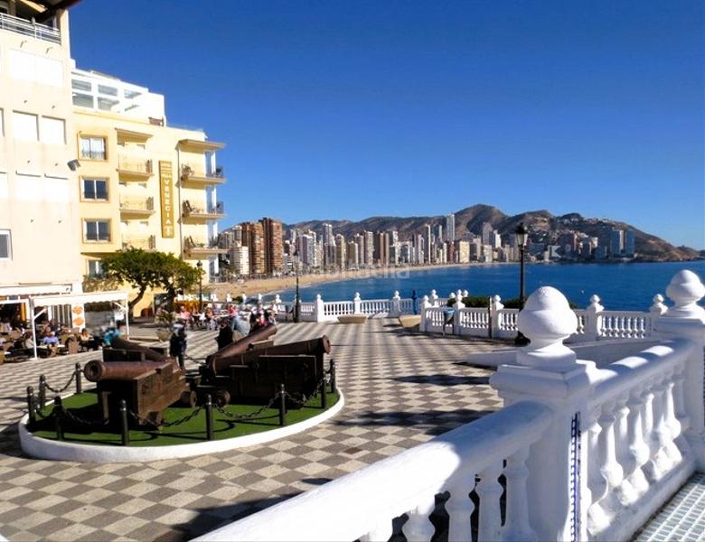 Foto 0c6f7448-185d-4058-9126-a9ac8212b349. Edificio in Casco Antiguo - Puerto Benidorm