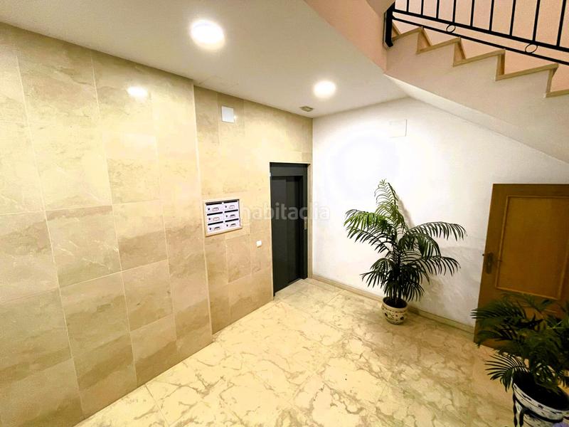 Foto 3a8f9400-f0ed-42bb-9db4-d38d0bdb9780. Edificio in Casco Antiguo - Puerto Benidorm