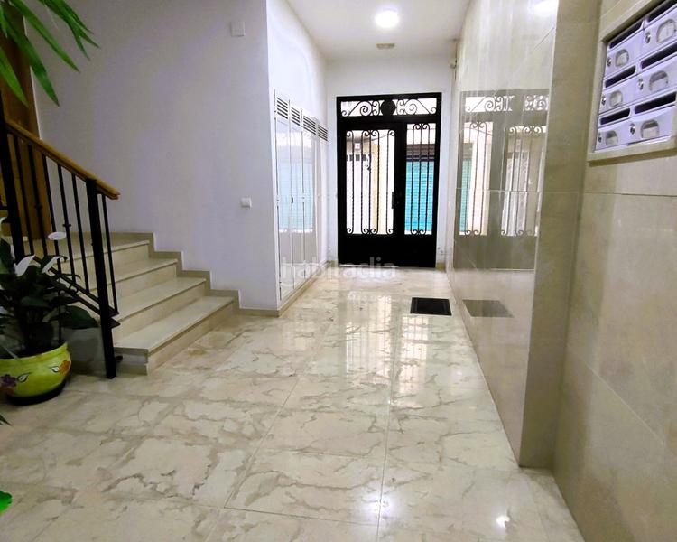 Foto 92422086-5e84-4780-bffa-bec75ca07f6b. Edificio in Casco Antiguo - Puerto Benidorm