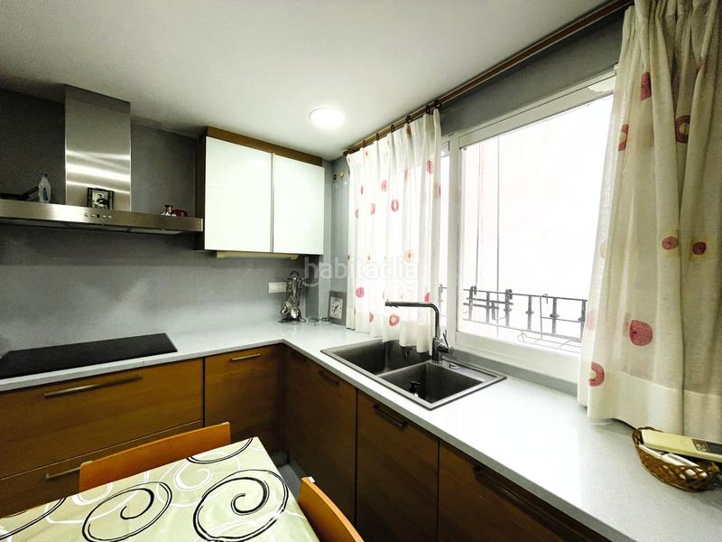 Foto a53cc53e-51a7-484d-98d9-02742673f9e6. Edificio in Casco Antiguo - Puerto Benidorm