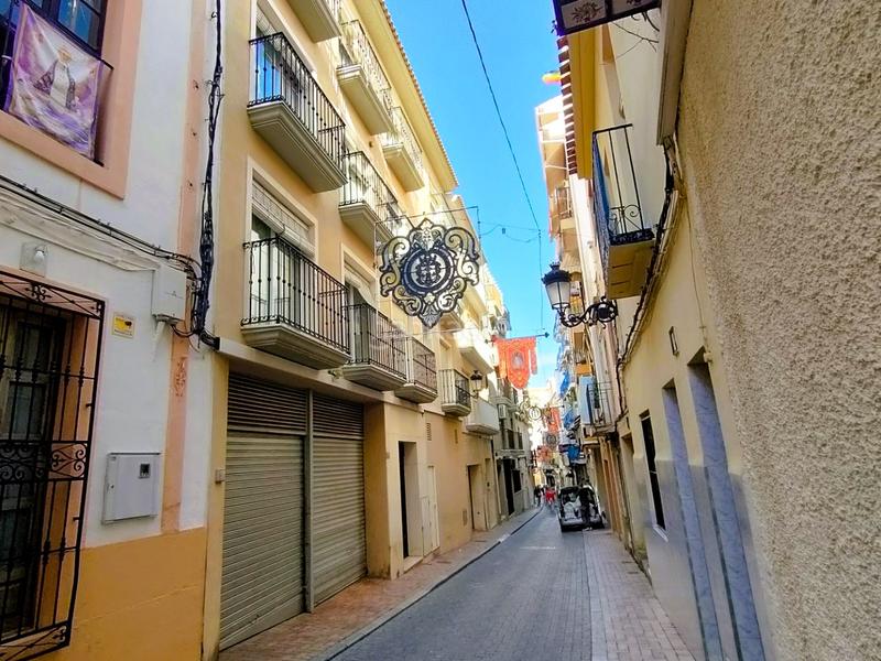 Foto a9315a35-b3cb-4cb8-91ea-2a98c8dbb265. Edificio in Casco Antiguo - Puerto Benidorm