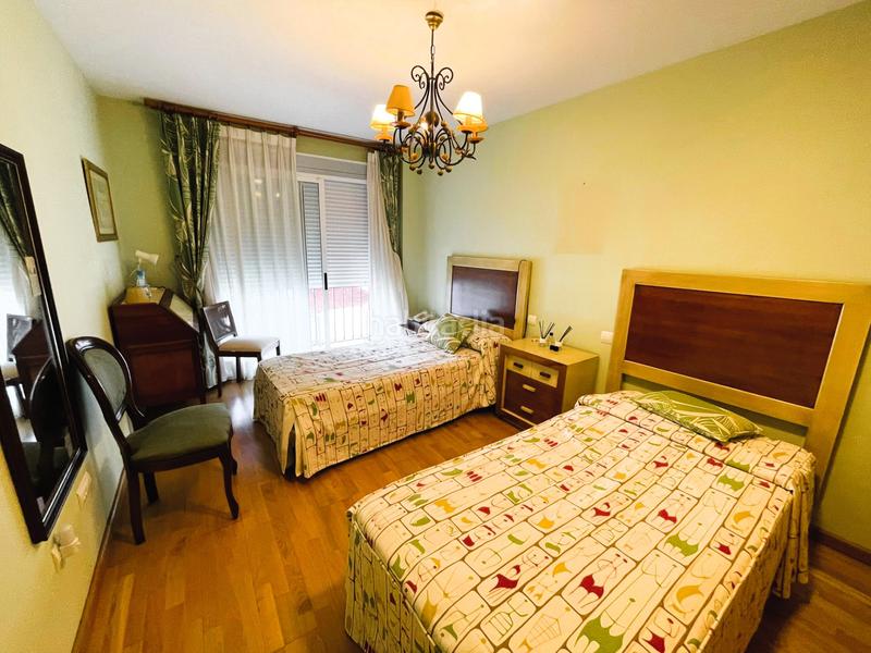 Foto e1793386-a17e-4132-b232-69471b39ba85. Edificio in Casco Antiguo - Puerto Benidorm