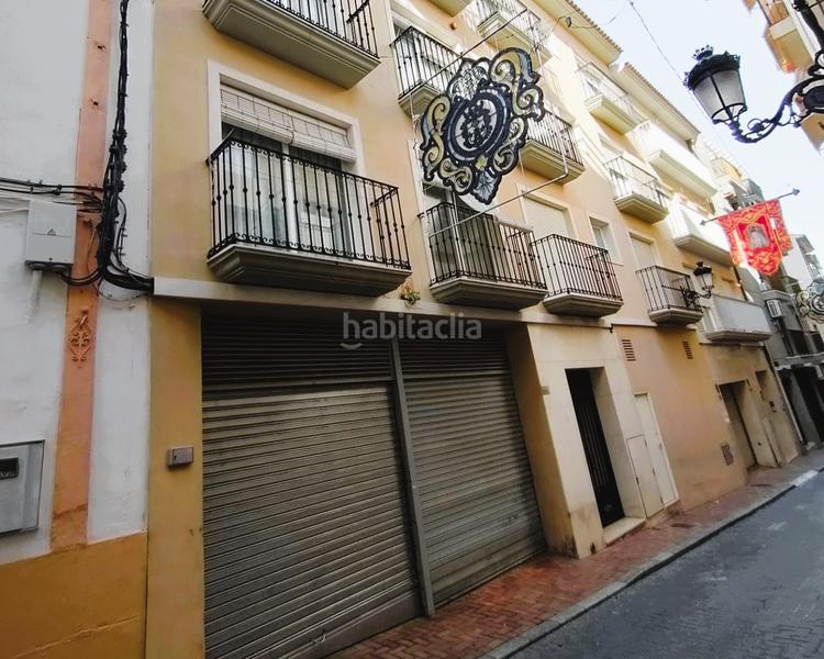 Foto f0b1006b-3bb2-420f-b36a-a0a4a333123b. Edificio in Casco Antiguo - Puerto Benidorm