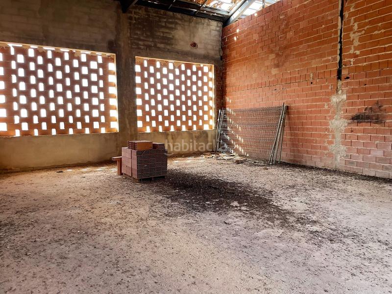 Foto e3cbc4dc-6875-426b-9e3c-4d676ea8b8c0. Locale commerciale in partida muscaret 11r in Relleu