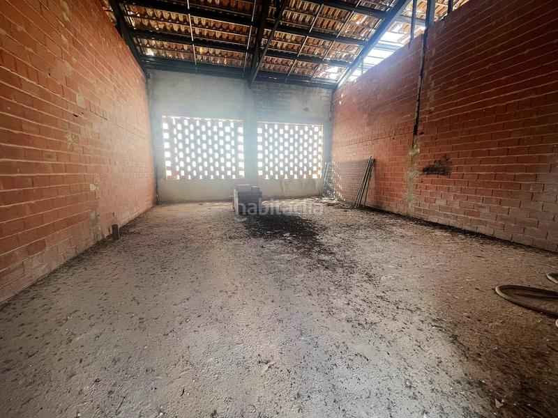 Foto e627da15-e9a6-497e-b5b0-cc6a6d9b3d5c. Locale commerciale in partida muscaret 11r in Relleu