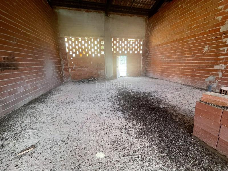 Foto f182c5d4-e0a8-4c16-99fb-675c27c1189d. Locale commerciale in partida muscaret 11r in Relleu