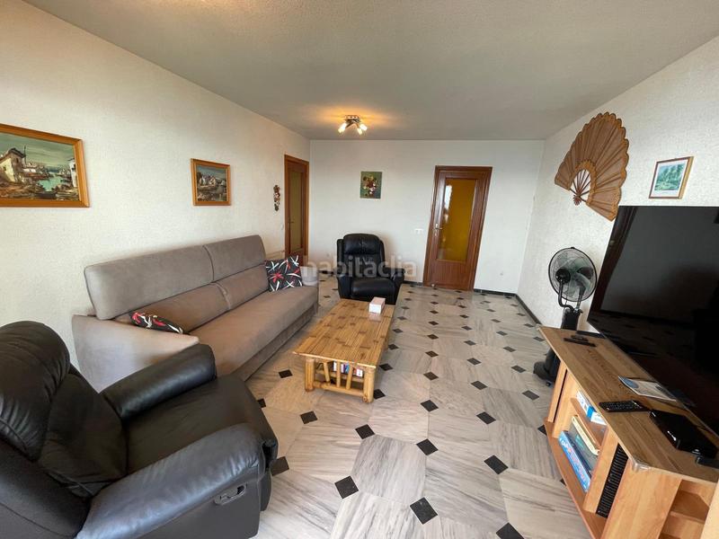 Foto 2b73ebe9-6c18-4361-8fee-4a3194d94795. Pis amb aparcament piscina a Playa Levante Benidorm
