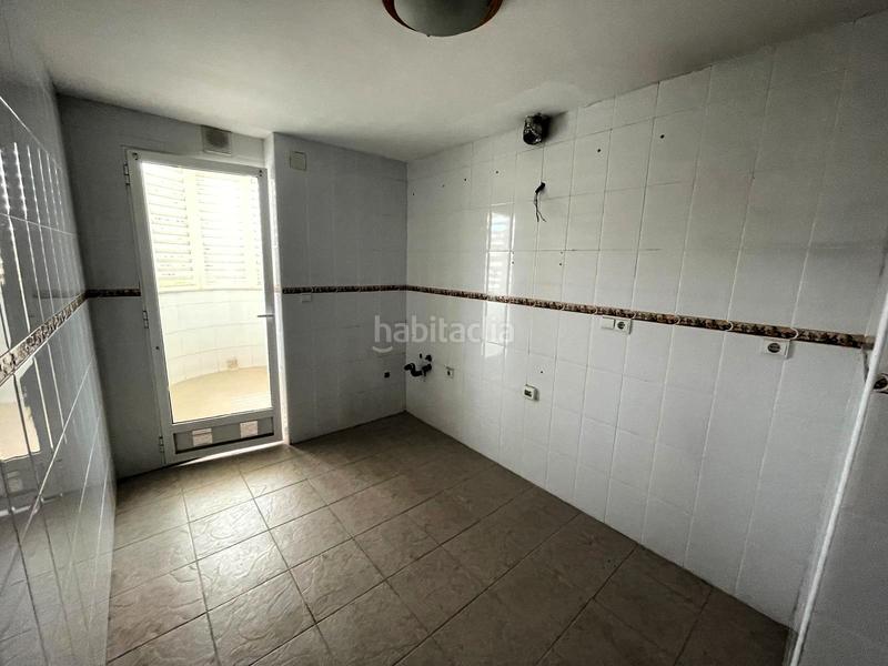 Foto 1aa6da13-e52d-4ec1-9cad-50878292db2b. Appartamento con piscina in Playa Poniente Benidorm