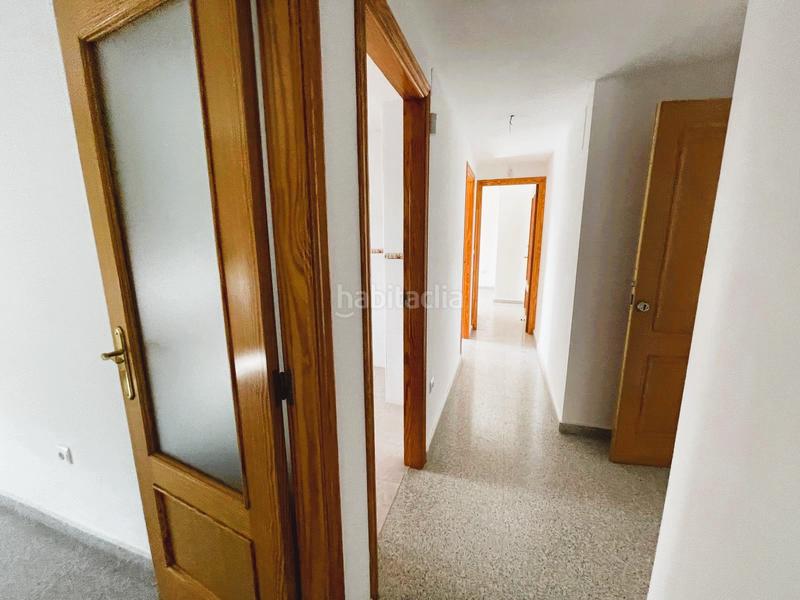 Foto a06f160c-234d-4c9a-9b33-bdb32aef2e76. Appartamento con piscina in Playa Poniente Benidorm