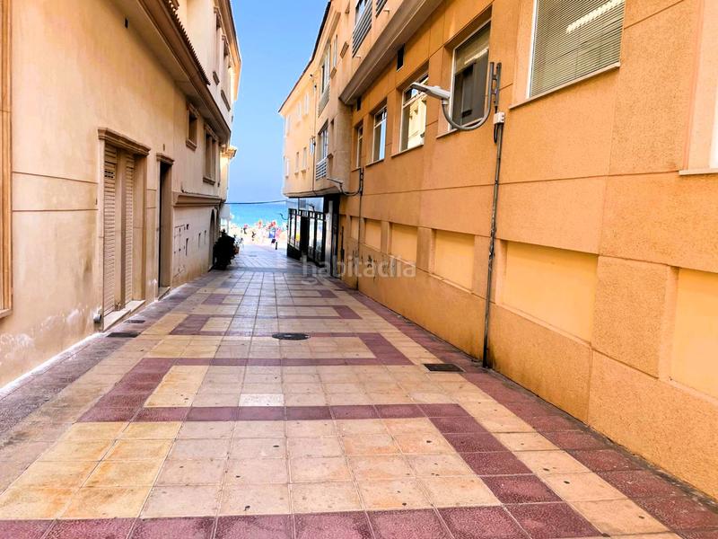 Foto 58b001cd-6b4a-485e-ba6c-66cbc55dda62. Local commercial dans carrer sant pere 2 dans Campello Playa Campello (el)