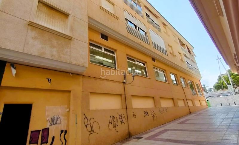 Foto ce659c61-b5aa-446a-ae69-251a6be7b0c4. Local commercial dans carrer sant pere 2 dans Campello Playa Campello (el)