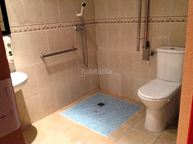 Foto b00806e1-51db-42eb-a953-b5774a667b79. Edificio con piscina in Rincón Bajo Benidorm