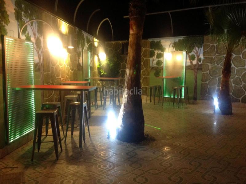 Foto ccdf8178-5df9-4749-90d8-1d0cc4595ded. Edificio con piscina in Rincón Bajo Benidorm