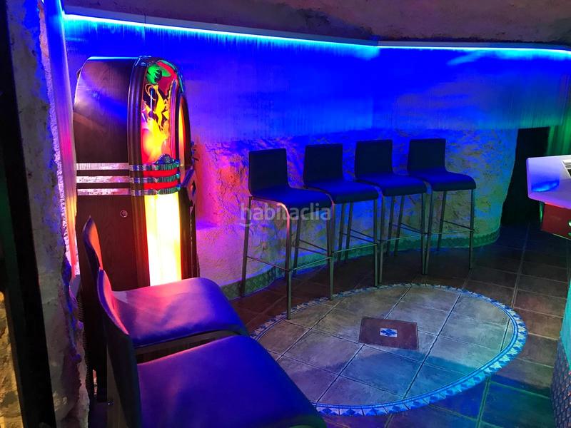 Foto f9bb962e-bb5f-4ff0-91ee-4803bbad2a37. Edificio con piscina in Rincón Bajo Benidorm