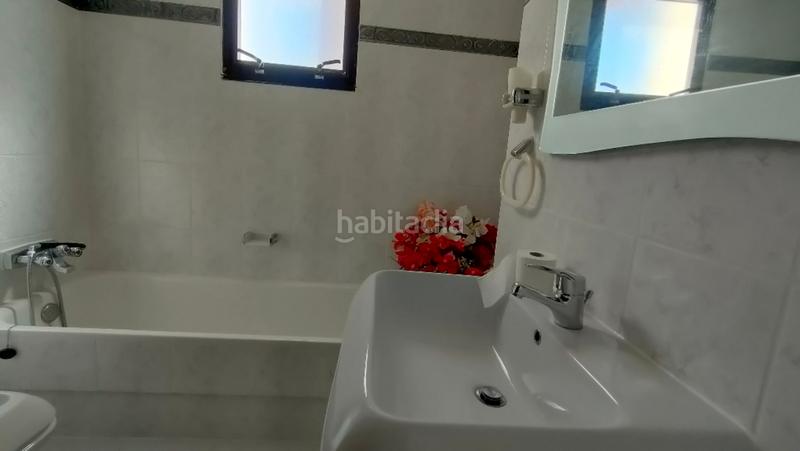 Foto 57cb4c60-e6de-4f86-abad-3a82df2d8430. Piso en avenida de madrid 19 torre italia en Playa Levante Benidorm