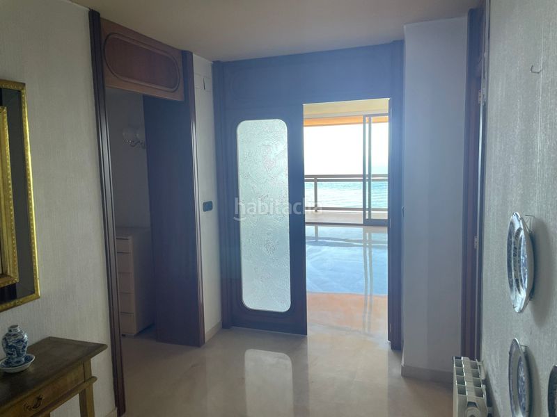 Foto 814fa8b3-758d-4b31-b04d-a4965354306d. Pis a avenida de madrid 19 a Playa Levante Benidorm