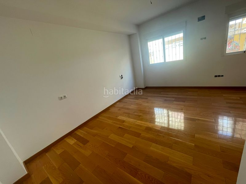 Foto 0d0b215f-331e-4213-9414-57011a495f91. Casa adossada amb aparcament a cala Finestrat Finestrat