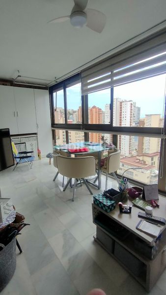 Foto 5ba28a2e-a745-4cdb-8554-265b2cb25d28. Apartament amb piscina a Playa Levante Benidorm