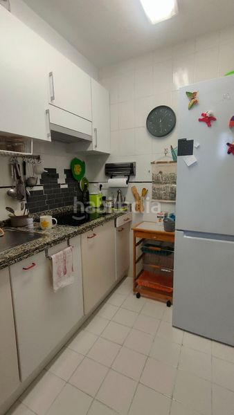Foto 8ab0311e-36e5-4c5e-900c-9d6ab4618b37. Apartament amb piscina a Playa Levante Benidorm