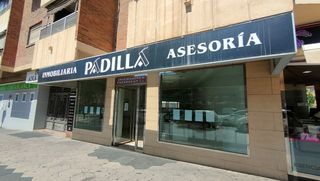 Lloguer Local Comercial a Cv-70 33. Local comercial dos plantas