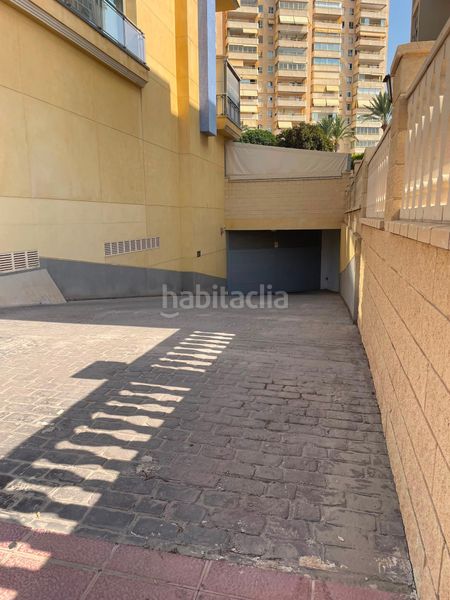 Foto 91d0aa6e-493b-4d3f-b28d-acec1a3e7236. Aparcament cotxe a Playa Muchavista Campello (el)