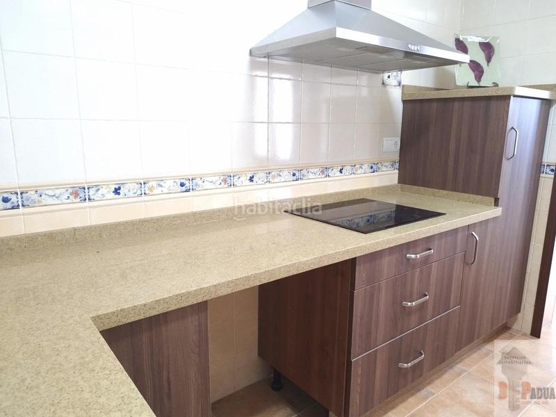 Foto 1864cbdf-9172-4043-a20b-c5e766b49a75. House with parking in Campillos